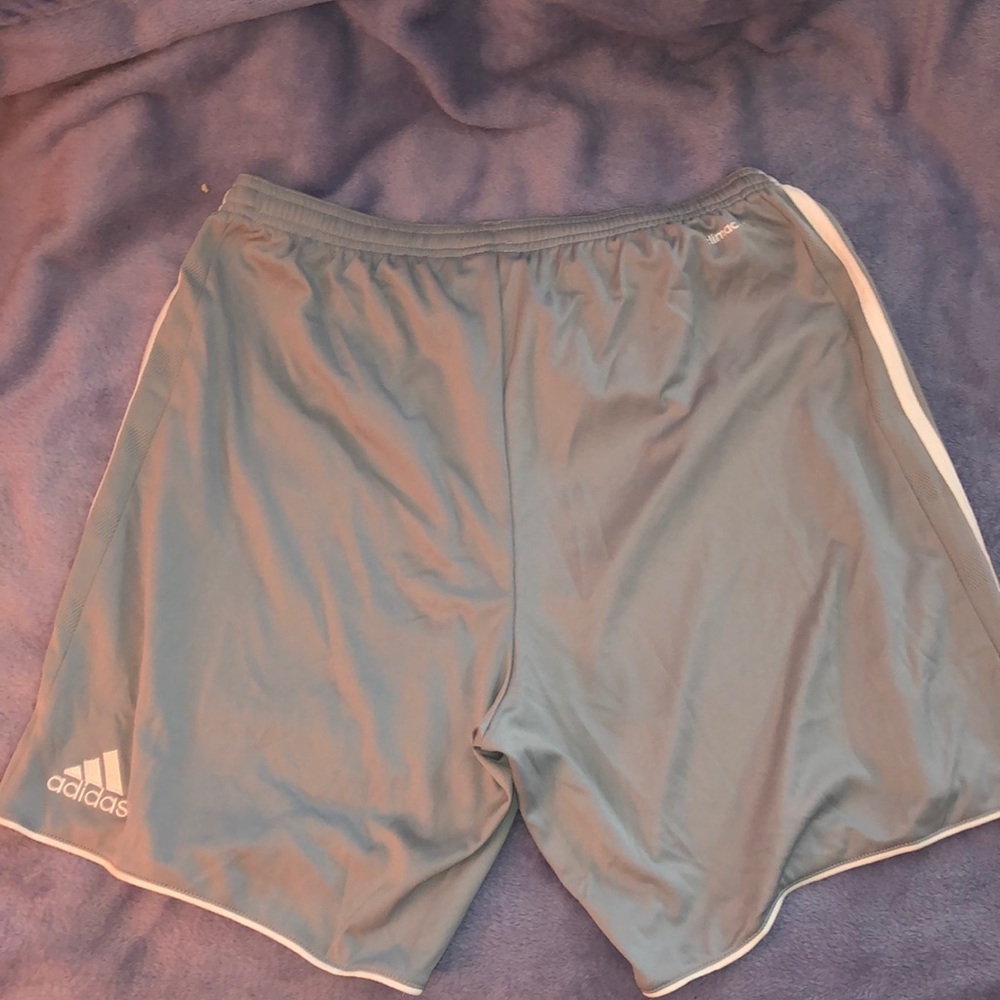 🔥NWOT Adidas Grey & White Shorts